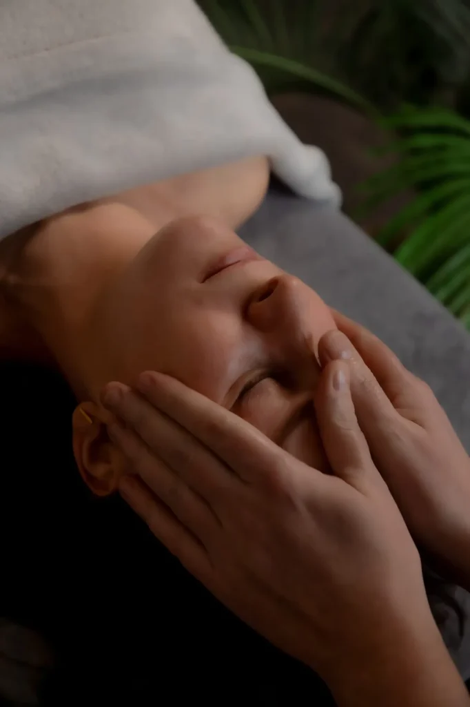 Relaxing face massage at The Facial Room clinic
